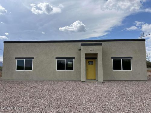 125 Valencia Court, Rio Rico, AZ, 85648 | Card Image