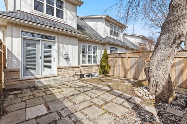 9 - 450 Nassau St, Condo with 3 bedrooms, 3 bathrooms and 1 parking in Niagara on the Lake ON | Image 24