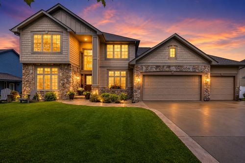 5606 Alexandra Dr, Mound, MN, 55364-7384 | Card Image