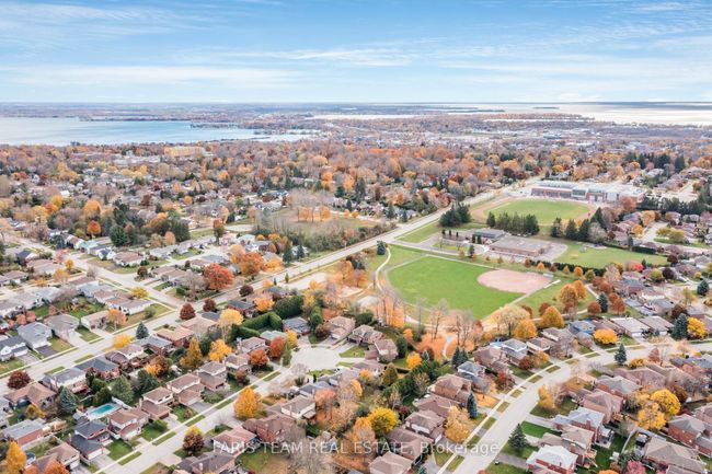 17 Carmichael Crt, House other with 4 bedrooms, 4 bathrooms and 4 parking in Orillia ON | Image 36