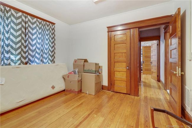 19 5 Th St, Home with 5 bedrooms, 3 bathrooms and null parking in Ansonia CT | Image 34