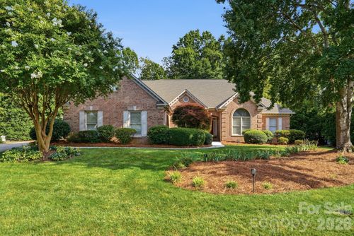 13101 Darby Chase Dr, Charlotte, NC, 28277-3233 | Card Image