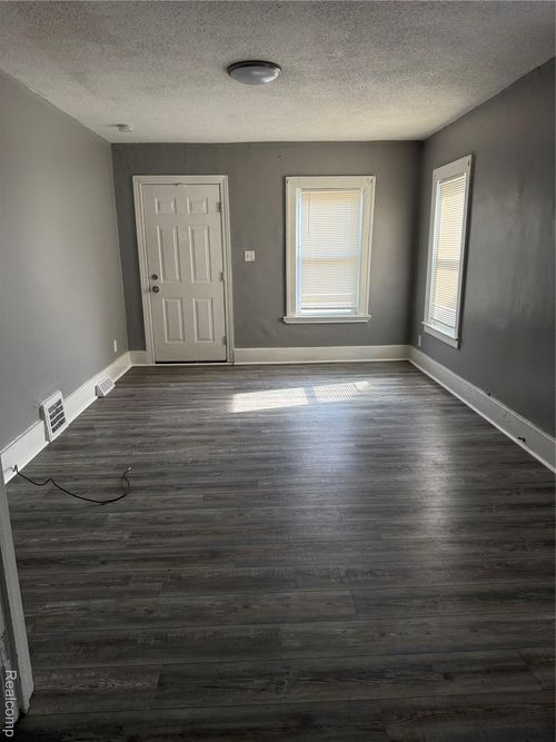 13209 Terry St, Detroit, MI, 48227-2570 | Card Image