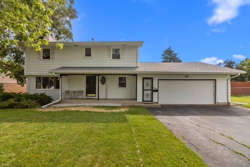 651 N Lincoln St, Elkhorn, WI, 53121-1126 | Card Image
