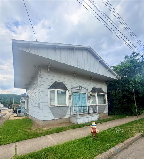 513 E High Street, Corning, NY, 14870 | Card Image