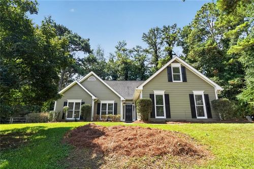 106 Crown Forest Dr, Mcdonough, GA, 30252-3668 | Card Image