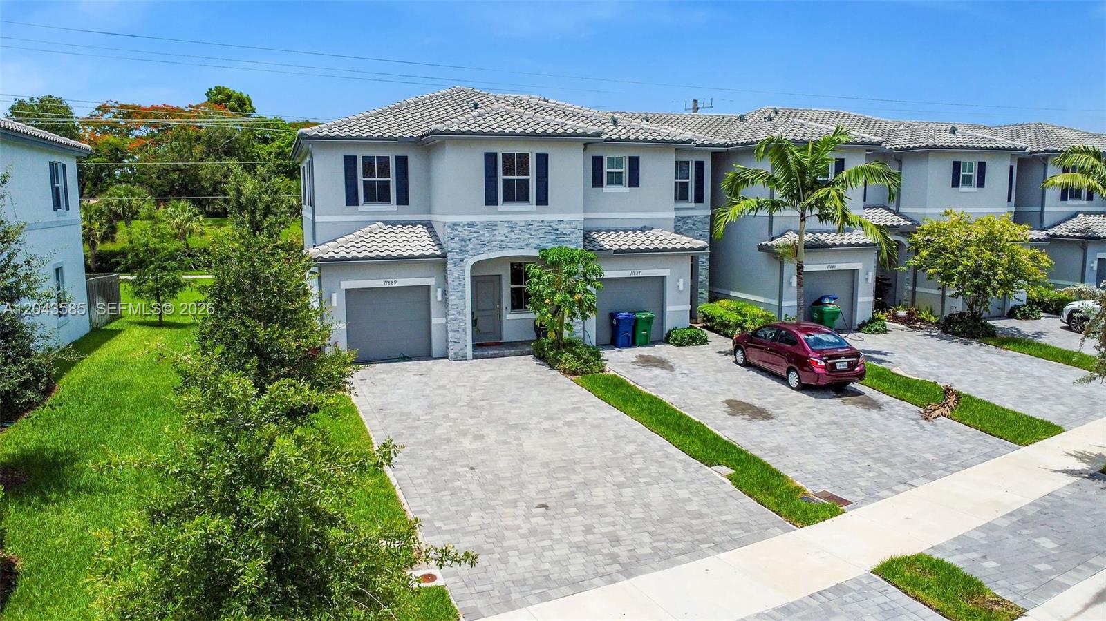 Residential Lease in Coral Springs