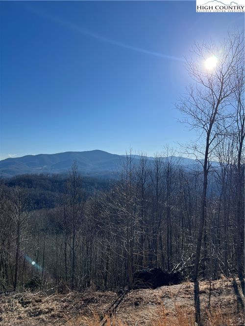 Lot #2B Falls Creek Parkway, Elk Park, NC, 28622 | Card Image