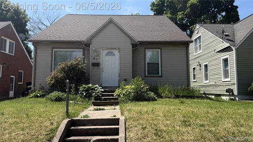 47 Osceola Dr, Pontiac, MI, 48341-1151 | Card Image
