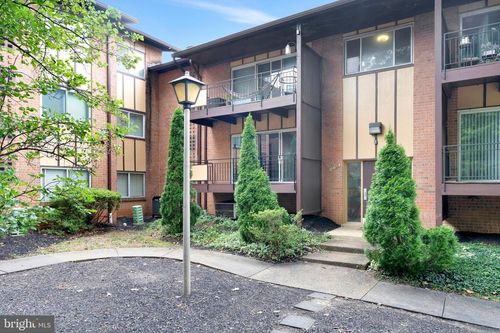 204-10169 Fair Woods Drive, FAIRFAX, VA, 22030 | Card Image