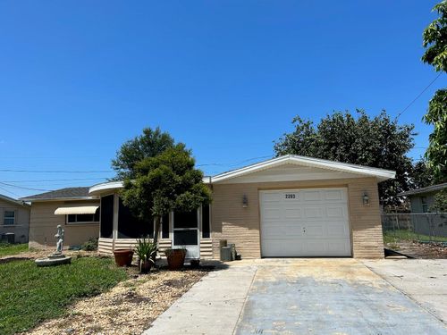 2203 Maureen Dr, HOLIDAY, FL, 34690-4130 | Card Image
