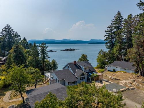 1209 Port Washington Rd, Pender Island, BC, V0N2M1 | Card Image