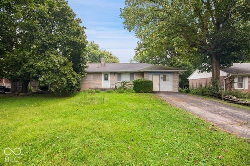 935 N Fenton Ave, Indianapolis, IN, 46219-5403 | Card Image
