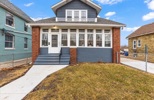 1721 Geneva St, RACINE, WI, 53402-4810 | Card Image
