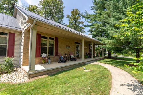 3427 Southbank Road Ne, Millersport, OH, 43046 | Card Image
