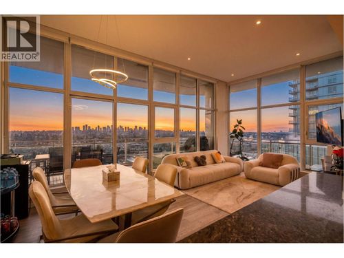 3105-5333 Goring St, Burnaby, BC, V5B0B6 | Card Image