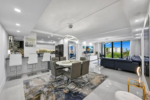 516-2860 S Ocean Blvd, Palm Beach, FL, 33480-5584 | Card Image