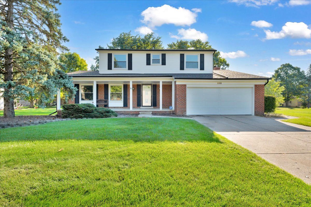 Hampshire Dr, Troy, MI 48085