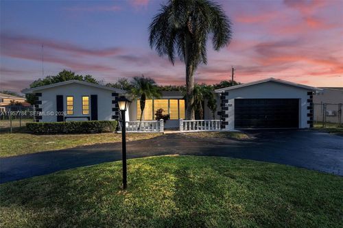 860 Nw 207th St, Miami Gardens, FL, 33169 | Card Image