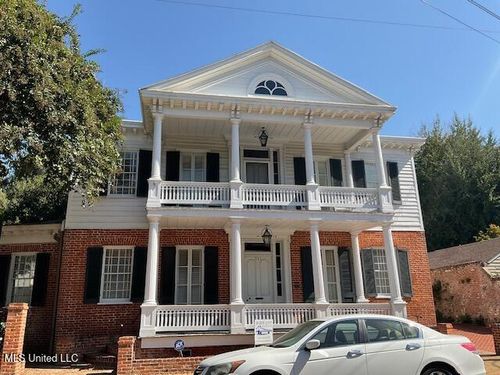 311 Jefferson Street, Natchez, MS, 39120 | Card Image