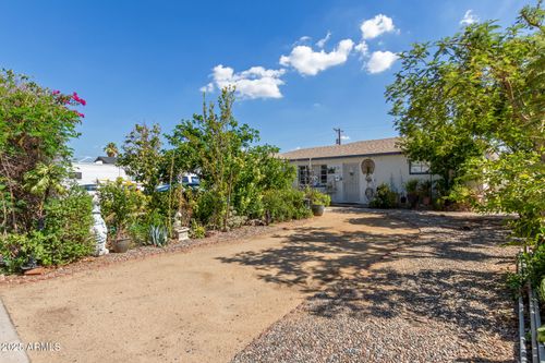 2945 W Butler Dr, Phoenix, AZ, 85051-3938 | Card Image