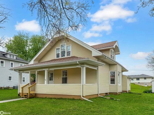 413 4th St, Gladbrook, IA, 50635-7706 | Card Image