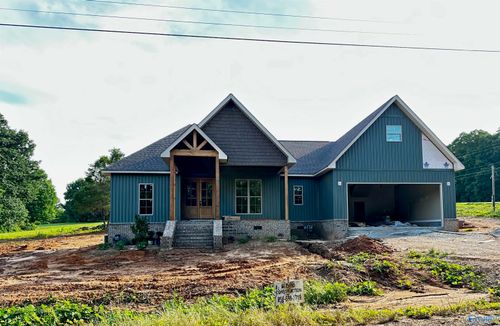 26 Dale St, Scottsboro, AL, 35769-4056 | Card Image