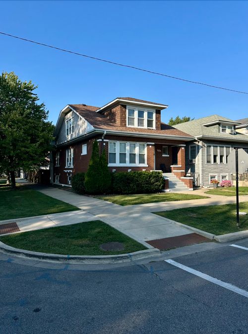 apt-2-5058 W Carmen Ave, Chicago, IL, 60630-2760 | Card Image