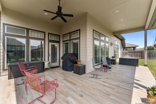 2965 Grove Ter, Seguin, TX, 78155-2432 | Card Image