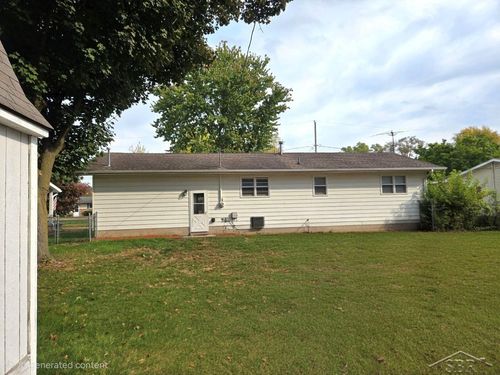 120 Kratz Pl, Hemlock, MI, 48626-9308 | Card Image