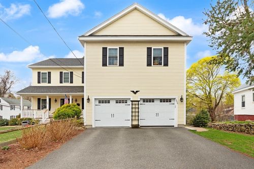 303-303 Haven St, Reading, MA, 01867-3215 | Card Image