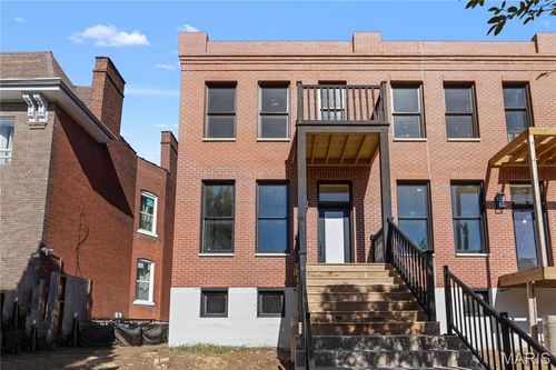 2643 Accomac St, Saint Louis, MO, 63104-2217 | Card Image