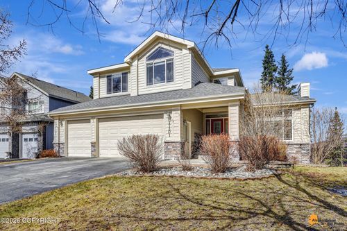 17201 Yellowstone Dr, Eagle River, AK, 99577-9016 | Card Image