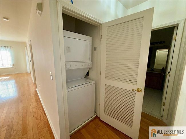 APT-211 - 540 Cranbury Rd, Townhouse with 1 bedrooms, 1 bathrooms and null parking in East Brunswick NJ | Image 15