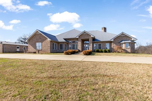 555 Randall Hitchcock Rd, Rock Island, TN, 38581-3823 | Card Image