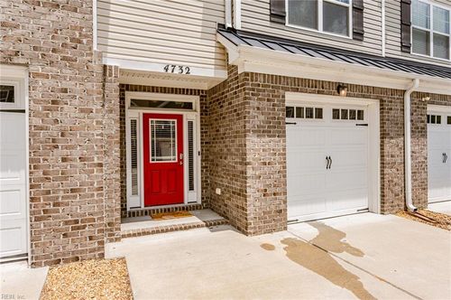 4732 Kilby Dr, Virginia Beach, VA, 23456-1686 | Card Image