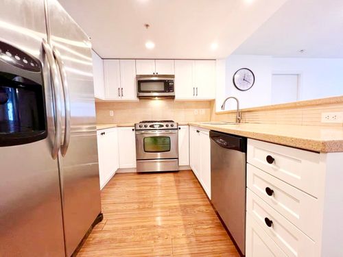 1001-8160 Lansdowne Rd, Richmond, BC, V6X0A9 | Card Image