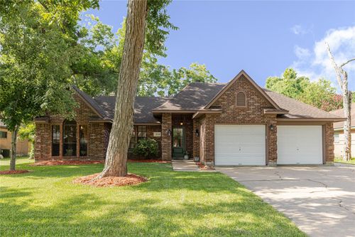 214 Balsam St, Lake Jackson, TX, 77566-6156 | Card Image