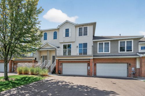 20055 Heritage Dr, Lakeville, MN, 55044-6848 | Card Image
