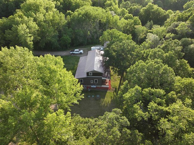 thumbnail_dji_fly_20250624_193858_0033_1750812401925_burst.jpg | Image 28