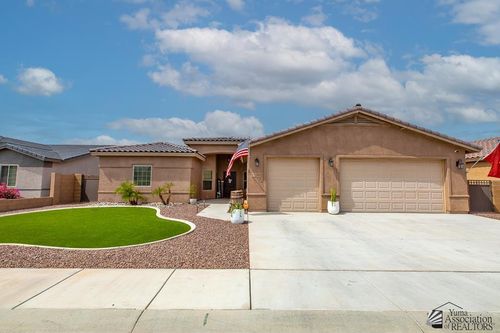 11296 S Helen Dr, Yuma, AZ, 85367-4910 | Card Image