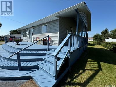 603 2 Nd St Ne, House other with 2 bedrooms, 2 bathrooms and null parking in Preeceville SK | Image 3