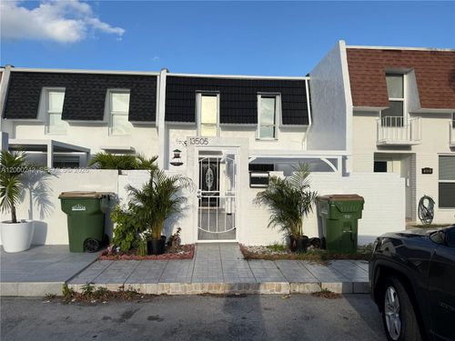 13505 Ne 23rd Ct, North Miami, FL, 33181-1851 | Card Image