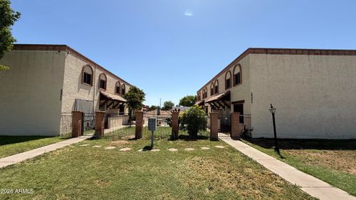 c-2221 W Turney Ave, Phoenix, AZ, 85015-4542 | Card Image