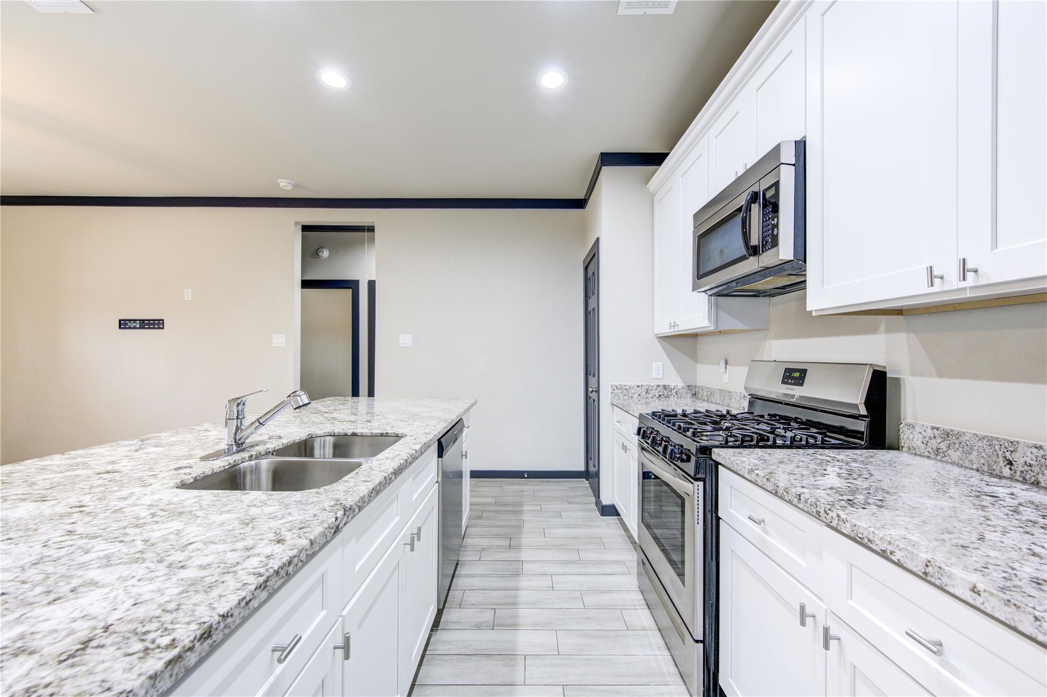 Residential Income in Houston 4