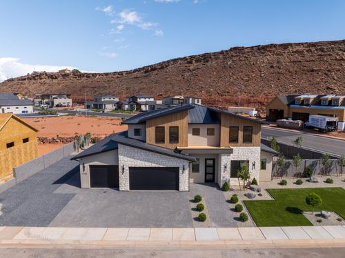 4733 S 380 E, Washington, UT, 84780-3817 | Card Image
