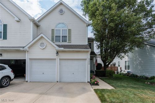 23450 Wainwright Ter, Olmsted Falls, OH, 44138-3212 | Card Image