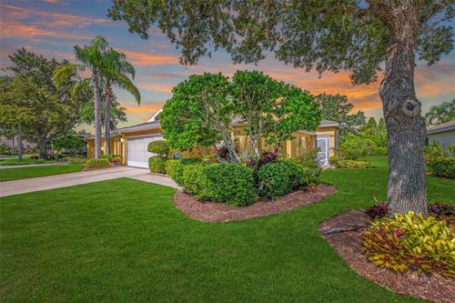 5-1212 Corinth Greens Dr, SUN CITY CENTER, FL, 33573-8057 | Card Image