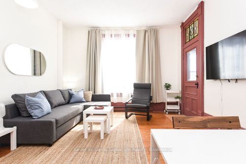 1-18 Oak St, Fenelon Falls, ON, K0M1N0 | Card Image