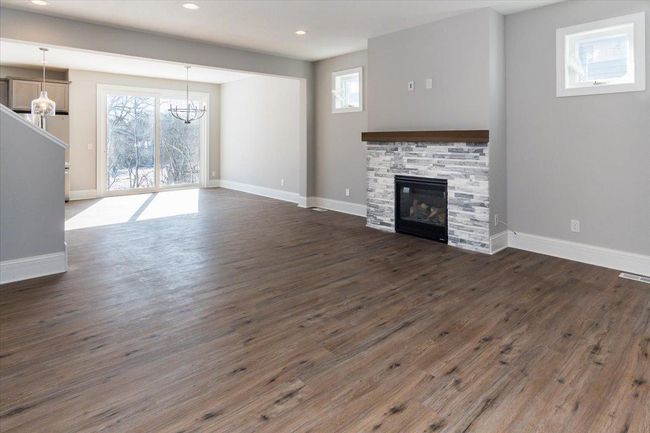 Living & Dining | Image 17